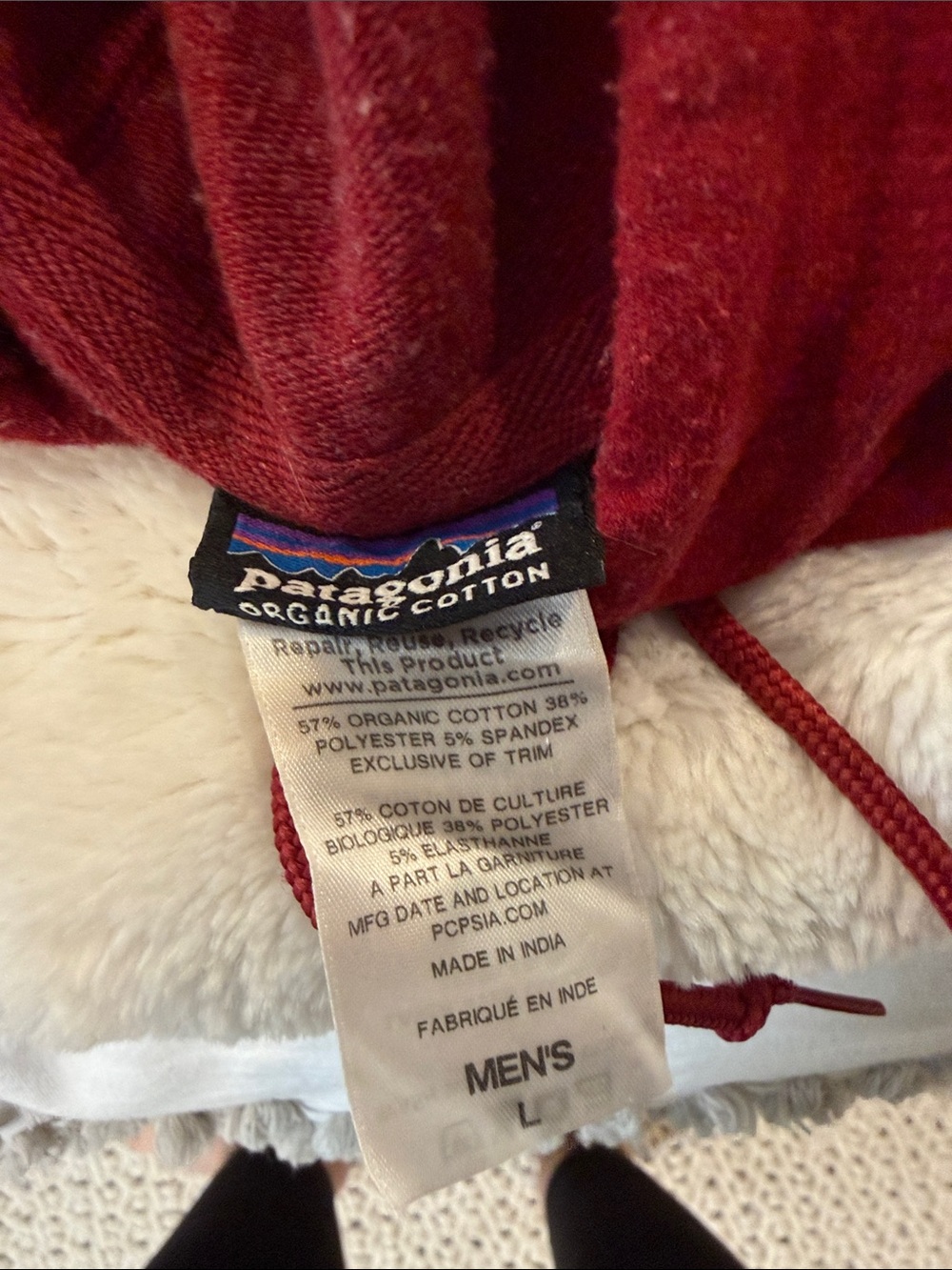 Patagonia Maroon Pullover Hoodie with Chest Patch size Large - Picture 16 of 16